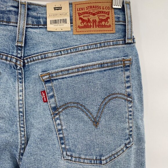 Levi's Wedgie Straight Jeans in Bridge of Bellflower Light Wash Button Fly - Picture 4 of 8